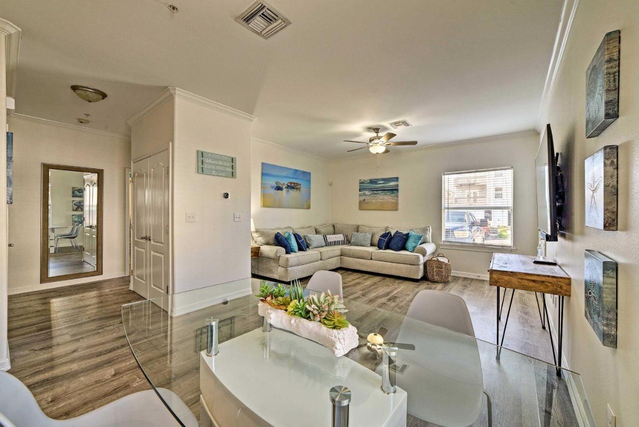 Modern Island Condo With Pool Steps To The Beach! Pulau Padre Selatan Bagian luar foto